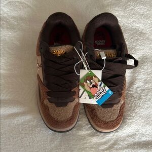 NWT Zara x Looney Tunes Sneakers size 7.5 for women